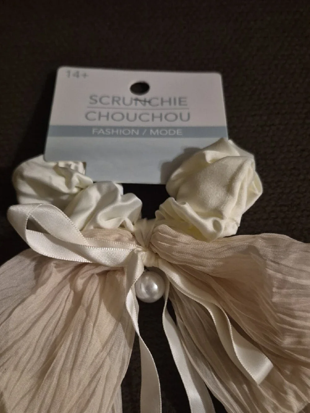 Scrunchie Fashion Girls Cream Bow Hair Clip with Pearl Accent SZ 14+